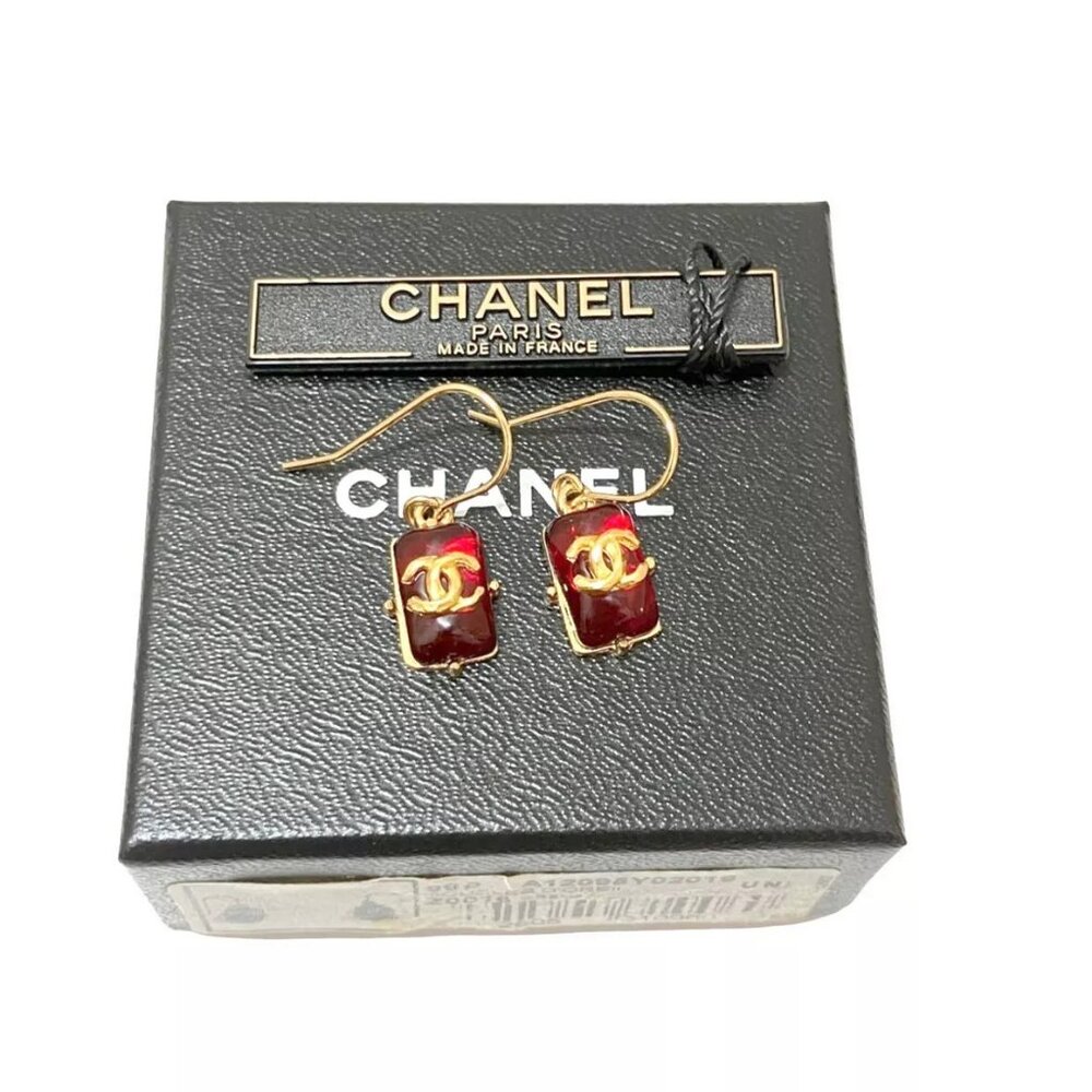 CHANEL CC Logos Red Gripoix Stones Hook Earrings Gold Tone 99P Auth w/Box